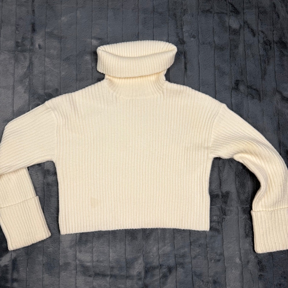 Altar'd State Cream Ribbed Cropped Turtleneck Sweater S361920 Ivory Small